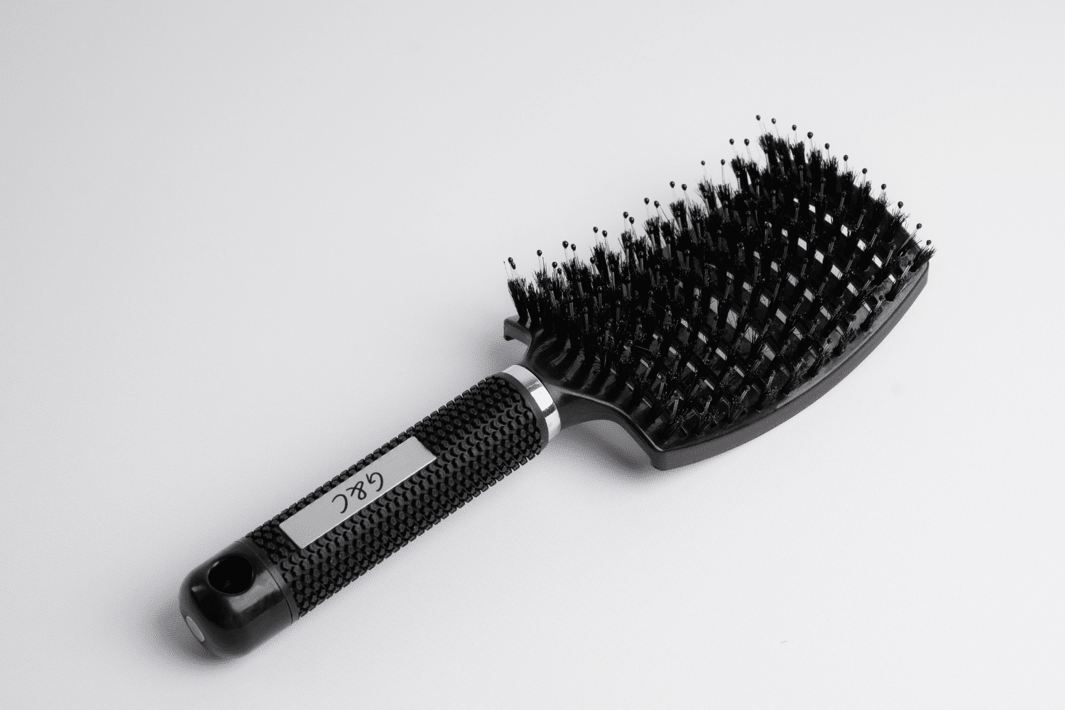G&C Detangling Brush – professional hair tool by Gold Class G&C